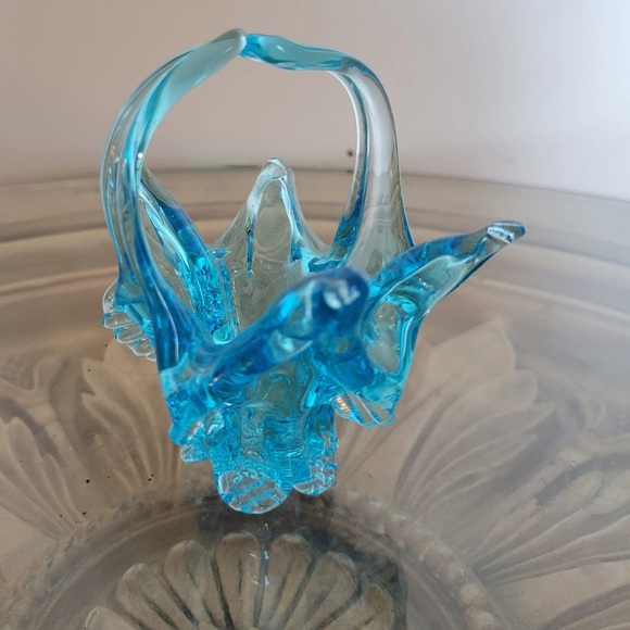 Vintage 1960s Art Glass Basket Aqua - Picture 2 of 8